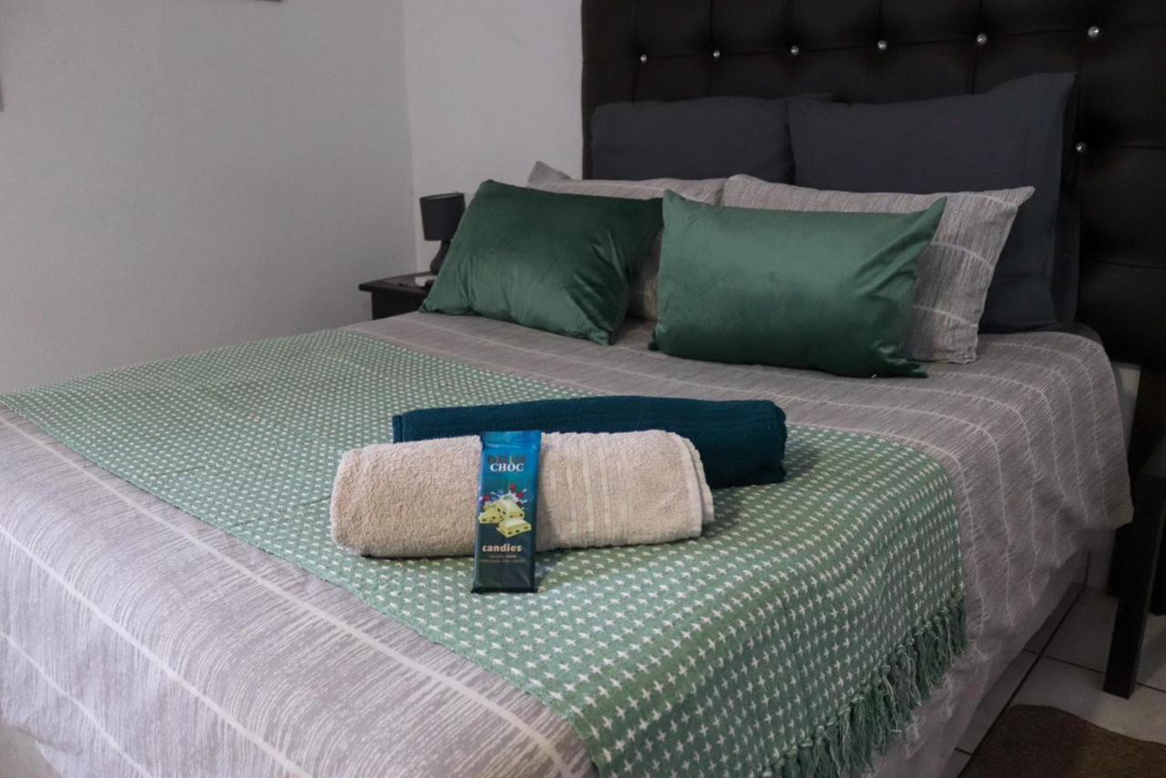Kono Kono Guesthouse Northam ภายนอก รูปภาพ